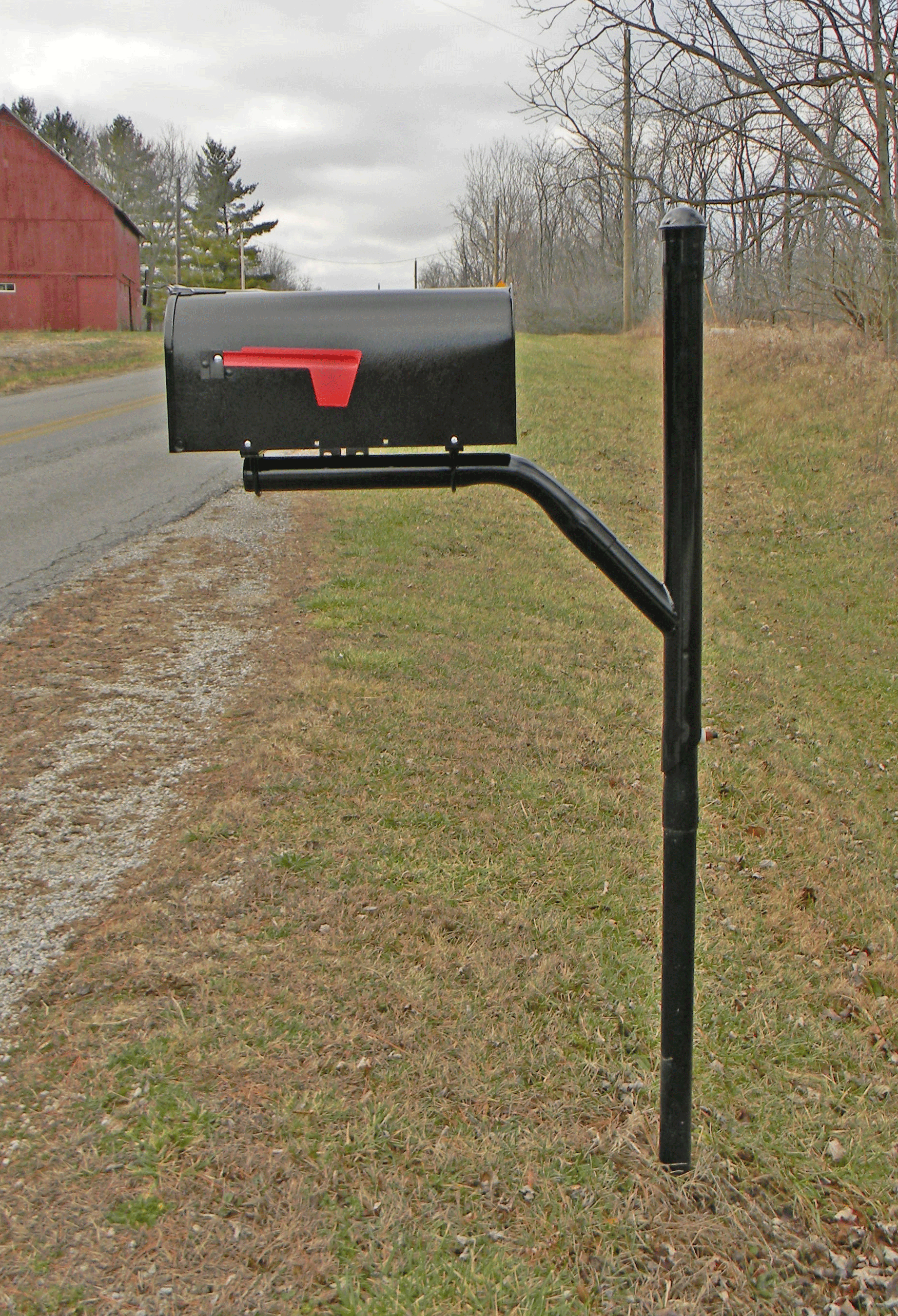 Rotating Return-to-Center Mailbox Post